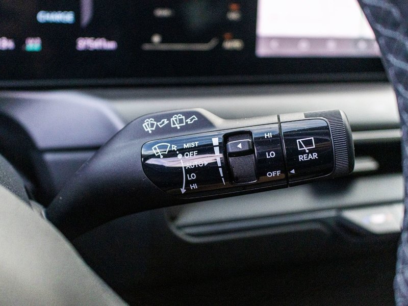 Kia EV9 WIND BLANC 26800KM 2025 1 PROPRIO PAS DE RECLAMTION AU CARFAX