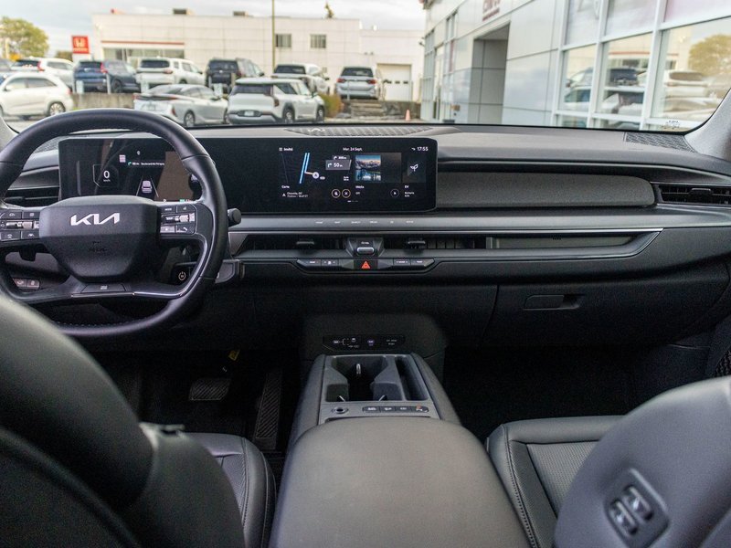 Kia EV9 WIND BLANC 26800KM 2025 1 PROPRIO PAS DE RECLAMTION AU CARFAX