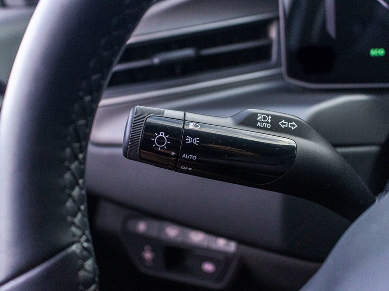 Kia EV9 WIND BLANC 26800KM 2025 1 PROPRIO PAS DE RECLAMTION AU CARFAX