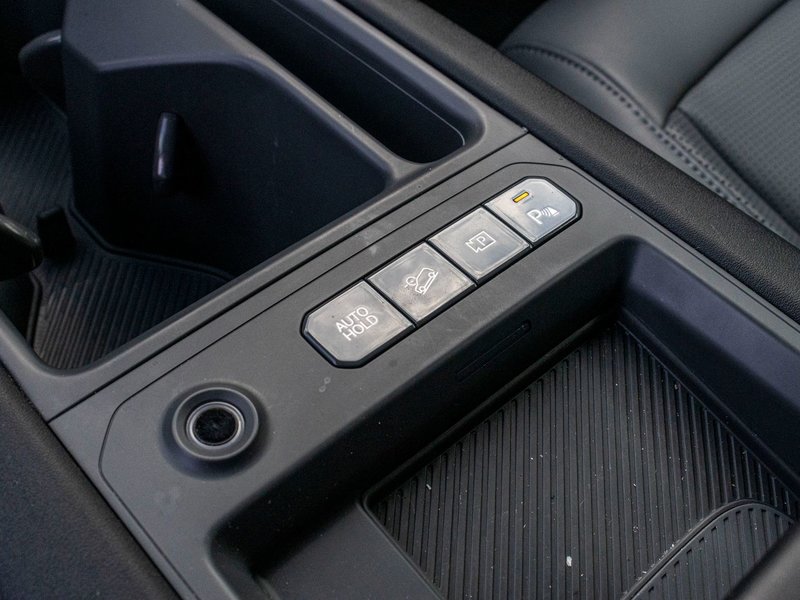 Kia EV9 WIND BLANC 26800KM 2025 1 PROPRIO PAS DE RECLAMTION AU CARFAX