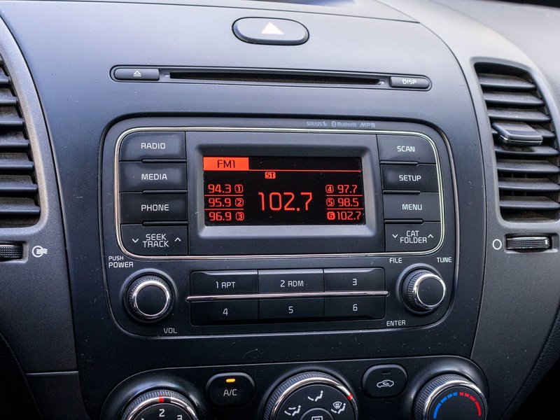 Kia Forte LX+ AUTOM A/C 2014 1 PROPRIO PAS DE RECLAMATON AU CARFAX