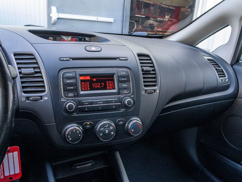 Kia Forte LX+ AUTOM A/C 2014 1 PROPRIO PAS DE RECLAMATON AU CARFAX