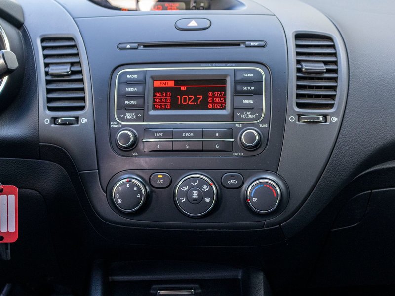 Kia Forte LX+ AUTOM A/C 2014 1 PROPRIO PAS DE RECLAMATON AU CARFAX