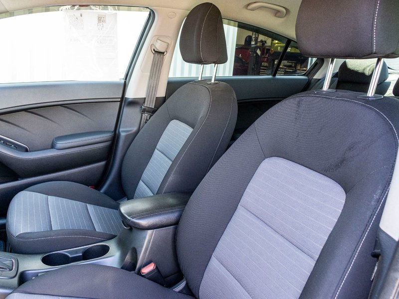 Kia Forte LX+ AUTOM A/C 2014 1 PROPRIO PAS DE RECLAMATON AU CARFAX
