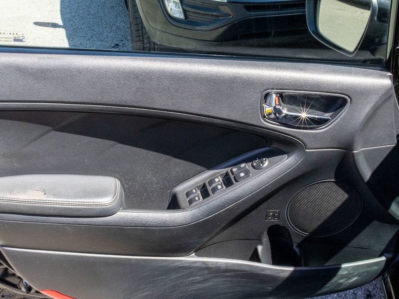 Kia Forte LX+ AUTOM A/C 2014 1 PROPRIO PAS DE RECLAMATON AU CARFAX