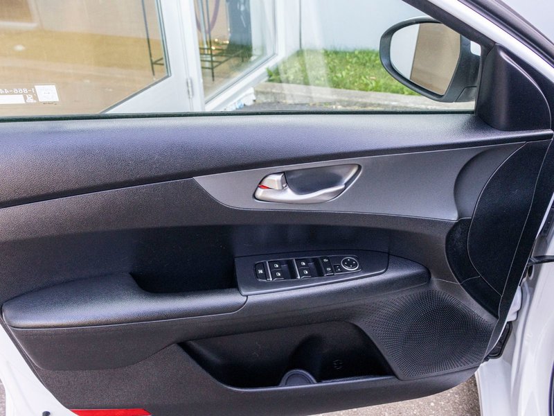 2020 Kia Forte LX MAN A/C BLANCHE NO CARFAX CLAIM