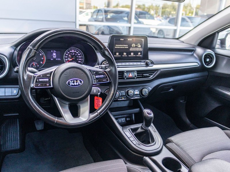 2020 Kia Forte LX MAN A/C BLANCHE NO CARFAX CLAIM
