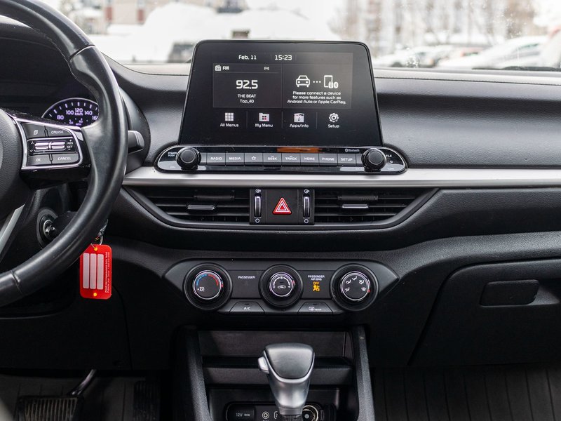 Kia Forte LX AUTOM A/C BAS KILO 2021 1 PROPRIO PAS DE RECLAMATION AU CARFAX