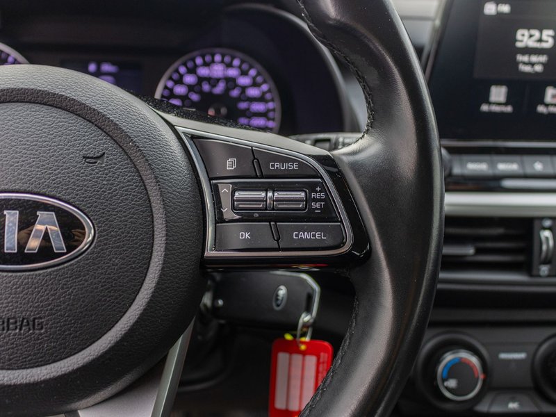 Kia Forte LX AUTOM A/C BAS KILO 2021 1 PROPRIO PAS DE RECLAMATION AU CARFAX