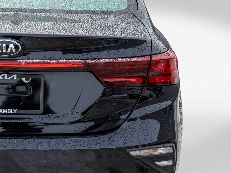 Kia Forte LX AUTOM A/C BAS KILO 2021 1 PROPRIO PAS DE RECLAMATION AU CARFAX