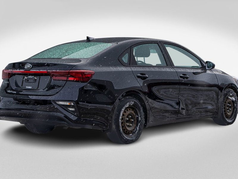 Kia Forte LX AUTOM A/C BAS KILO 2021 1 PROPRIO PAS DE RECLAMATION AU CARFAX