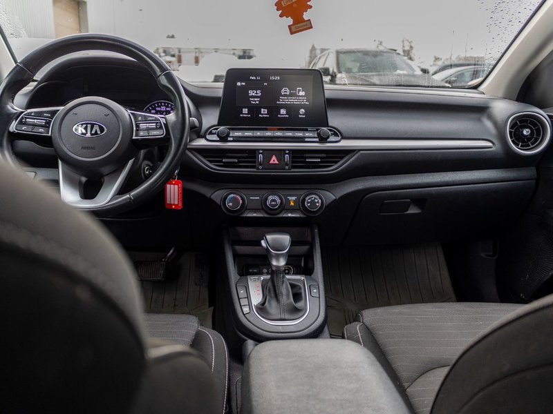 Kia Forte LX AUTOM A/C BAS KILO 2021 1 PROPRIO PAS DE RECLAMATION AU CARFAX