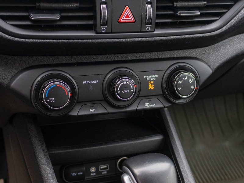 Kia Forte LX AUTOM A/C BAS KILO 2021 1 PROPRIO PAS DE RECLAMATION AU CARFAX