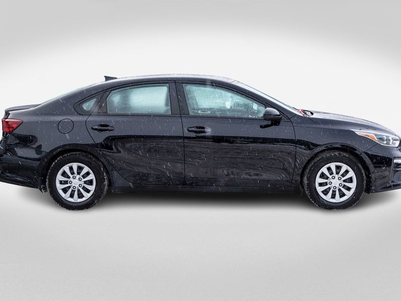 Kia Forte LX AUTOM A/C BAS KILO 2021 1 PROPRIO PAS DE RECLAMATION AU CARFAX