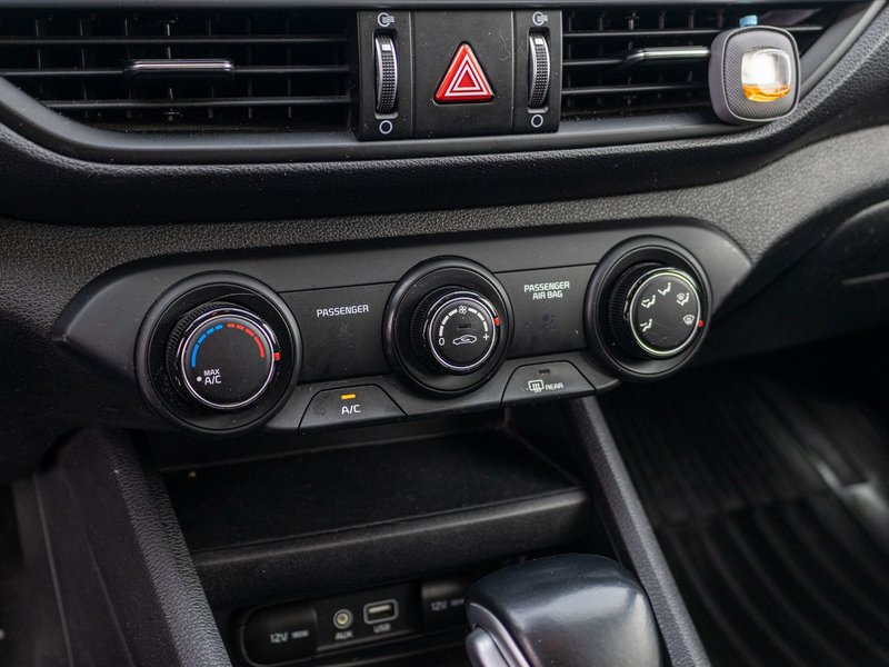 Kia Forte LX AUTOM A/C BAS KILO 2021 1 PROPRIO PAS DE RECLAMATION AU CARFAX