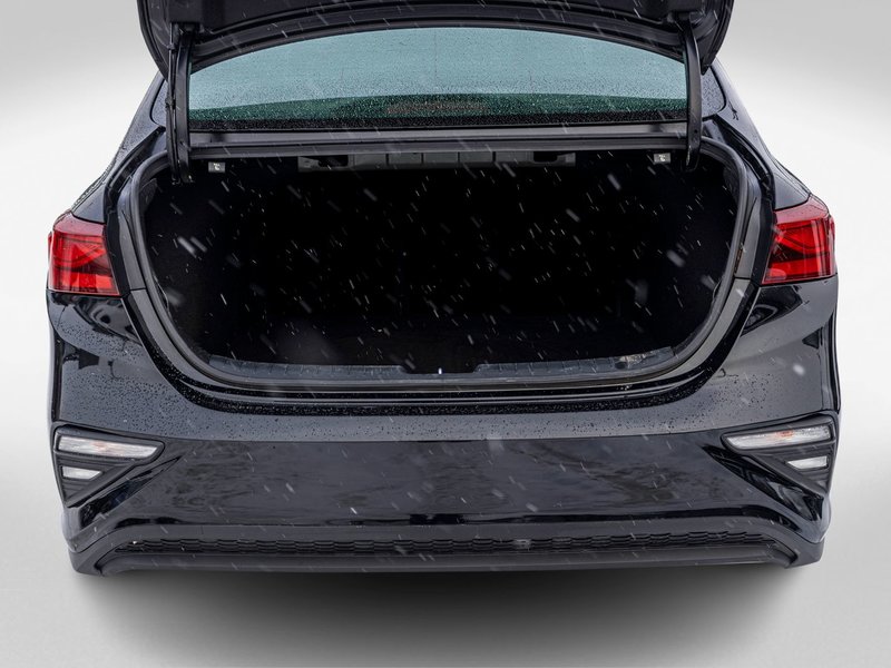 Kia Forte LX AUTOM A/C BAS KILO 2021 1 PROPRIO PAS DE RECLAMATION AU CARFAX