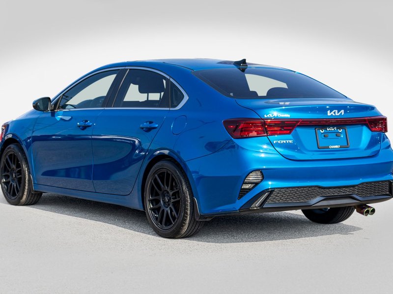 Kia Forte EX+TOIT AUTOM A/C BLEUE 2023 1 PROPRIO PAS DE RECLAMTION AU CARFAX