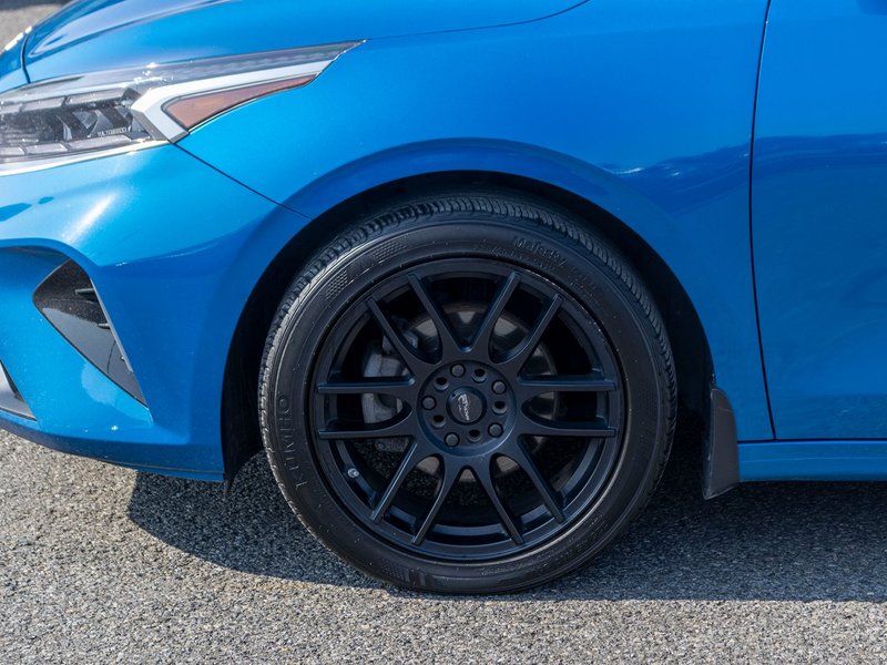 Kia Forte EX+TOIT AUTOM A/C BLEUE 2023 1 PROPRIO PAS DE RECLAMTION AU CARFAX