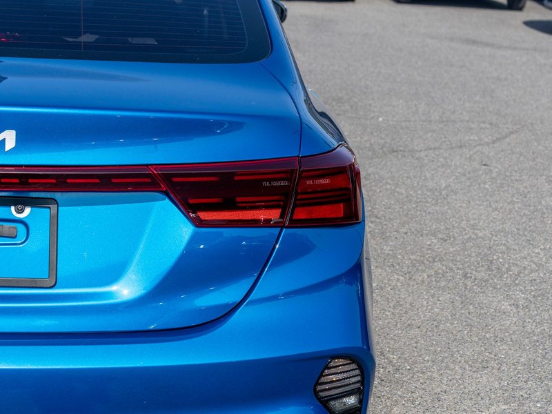 Kia Forte EX+TOIT AUTOM A/C BLEUE 2023 1 PROPRIO PAS DE RECLAMTION AU CARFAX