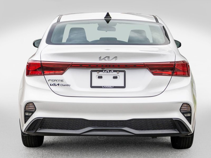 Kia Forte LX AUTOM A/C CAMERA 47584KM 2023 1 PROPRIO PAS DE RECLAMATION AU CARFAX