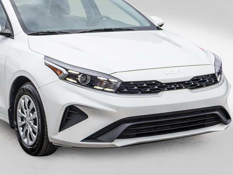 Kia Forte LX AUTOM A/C CAMERA 47584KM 2023 1 PROPRIO PAS DE RECLAMATION AU CARFAX