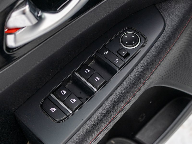 Kia Forte5 GT 1.6T LIMITED CUIR TOIT 2021 1 PROPRIO PAS DE RECLAMATION AU CARFAX