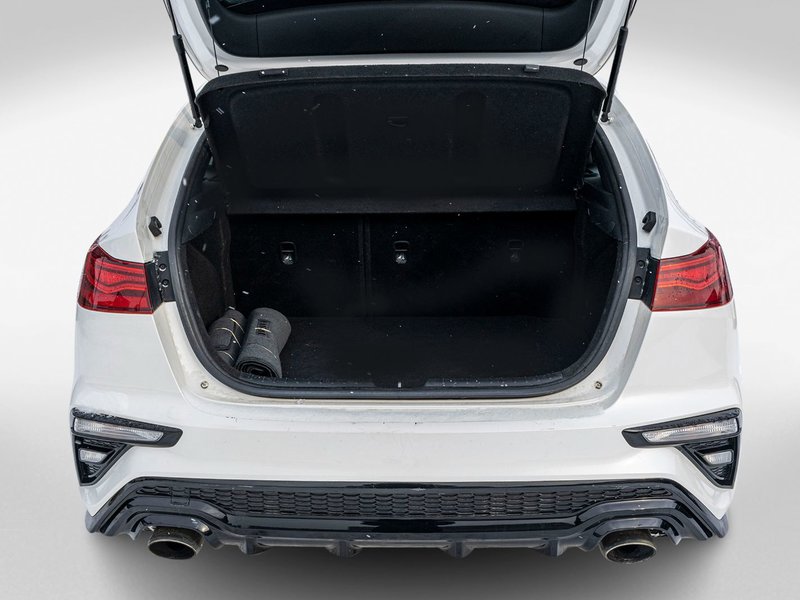 Kia Forte5 GT 1.6T LIMITED CUIR TOIT 2021 1 PROPRIO PAS DE RECLAMATION AU CARFAX