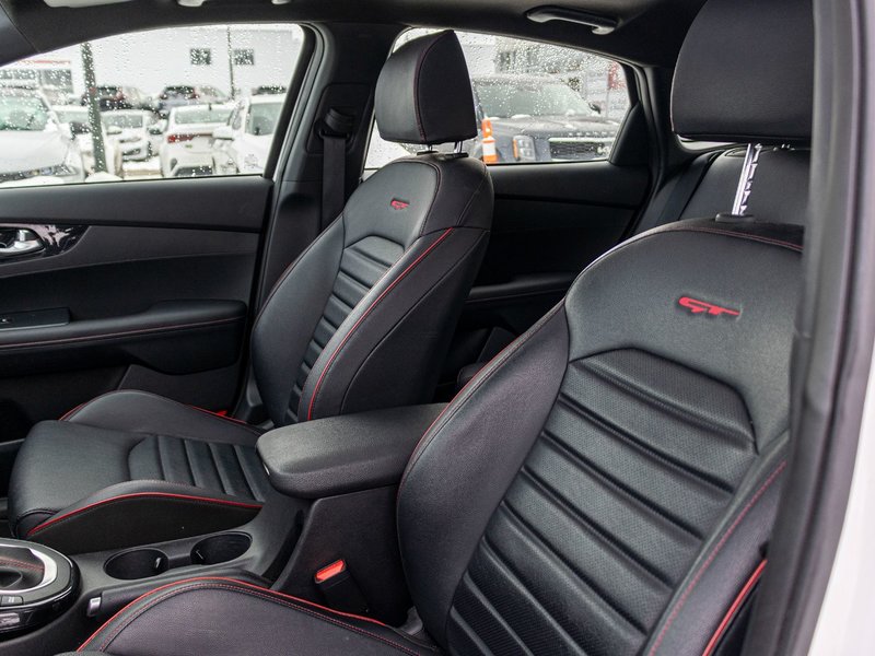 Kia Forte5 GT 1.6T LIMITED CUIR TOIT 2021 1 PROPRIO PAS DE RECLAMATION AU CARFAX