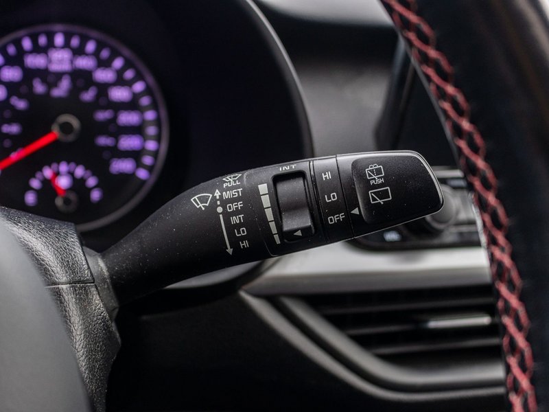 Kia Forte5 GT 1.6T LIMITED CUIR TOIT 2021 1 PROPRIO PAS DE RECLAMATION AU CARFAX