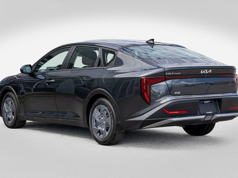 Kia K4 LX AUTOM 14068KM 2025 1 PROPRIO PAS DE RECLAMATION AU CARFAX