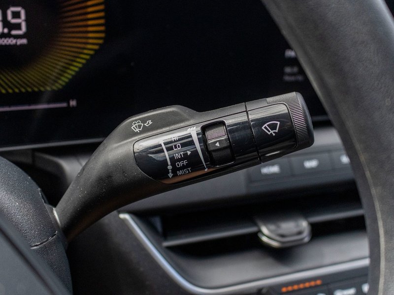 Kia K4 LX AUTOM 14068KM 2025 1 PROPRIO PAS DE RECLAMATION AU CARFAX