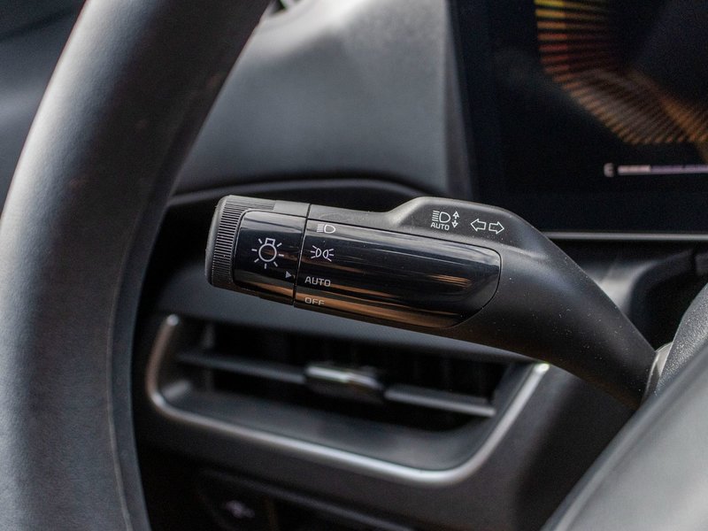 Kia K4 LX AUTOM 14068KM 2025 1 PROPRIO PAS DE RECLAMATION AU CARFAX