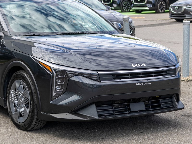 Kia K4 LX AUTOM 14068KM 2025 1 PROPRIO PAS DE RECLAMATION AU CARFAX