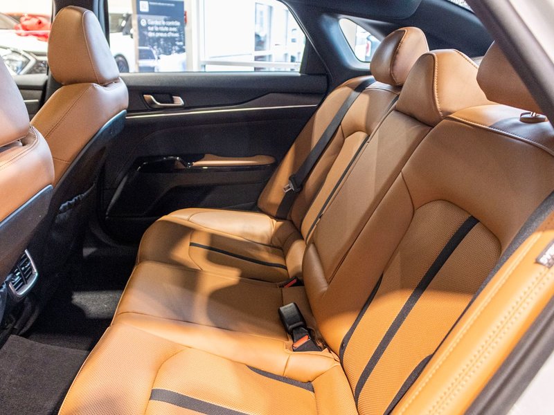 Kia K5 GT GRIS MAT CUIR ORANGE WOW 2023 1 PROPRIO