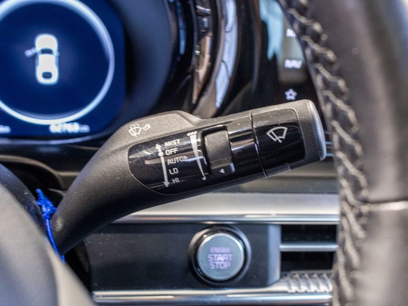 Kia K5 GT GRIS MAT CUIR ORANGE WOW 2023 1 PROPRIO