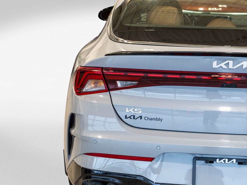 Kia K5 GT GRIS MAT CUIR ORANGE WOW 2023 1 PROPRIO