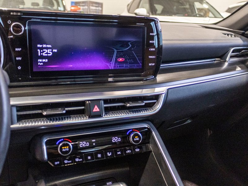 Kia K5 GT GRIS MAT CUIR ORANGE WOW 2023 1 PROPRIO