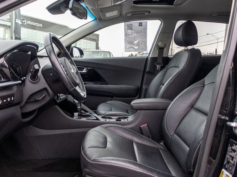 Kia Niro SX TOURING NOIR 26242KM 2022 1 PROPRIO PAS DE RECLAMATION AU CARFAX