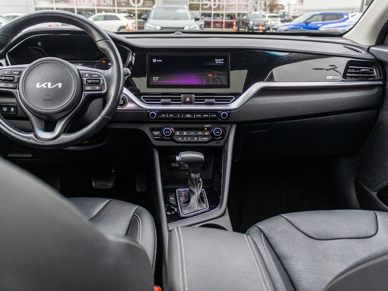 Kia Niro SX TOURING NOIR 26242KM 2022 1 PROPRIO PAS DE RECLAMATION AU CARFAX