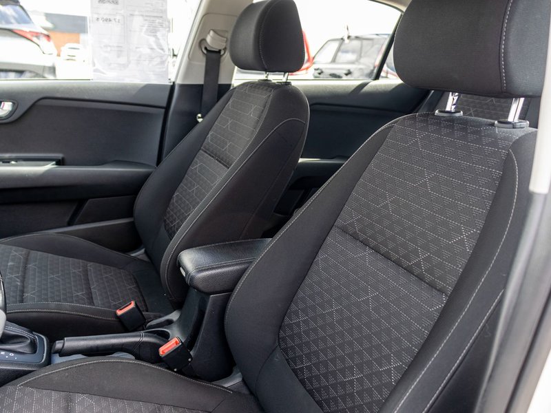 2021 Kia Rio 5-door LX+ AUTOM CAMERA