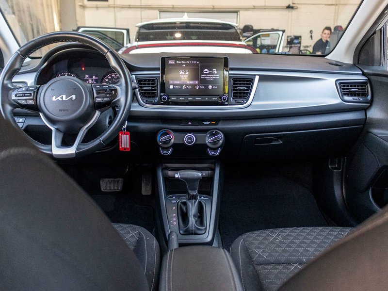 Kia Rio 5-door LX AUTOM A/C CAMERA 2022 PAS DE RECLAMATION AU CARFAX