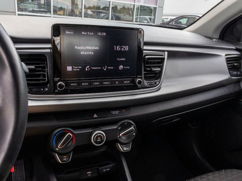 Kia Rio 5-door LX+ AUTOM A/C CAMERA SIEGES CHAUFFANTS 2023 1 PROPRIO PAS DE RECLAMTION AU CARFAX