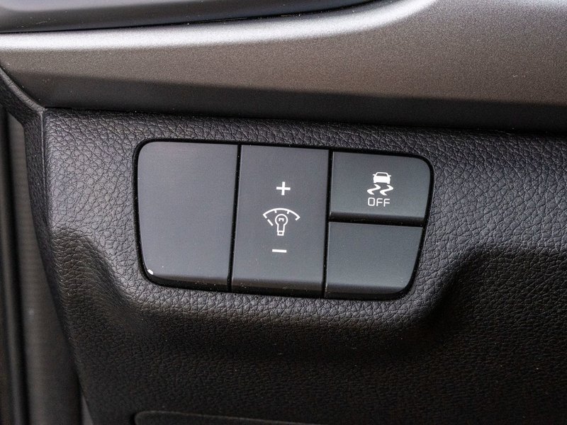 Kia Rio 5-door LX+ AUTOM A/C CAMERA SIEGES CHAUFFANTS 2023 1 PROPRIO PAS DE RECLAMTION AU CARFAX