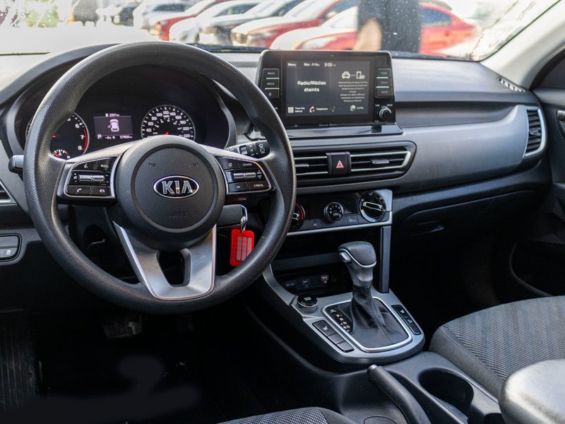 Kia Seltos LX AUTOM GRIS BAS KILO 57865KM 2021 1 PROPRIO PAS DE RECLAMATION AU CARFAX