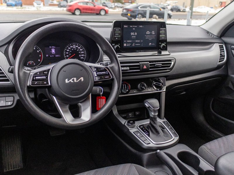 Kia Seltos LX AWD BLEUE 63020KM 2022 1 PROPRIO PAS DE RECLAMATION AU CARFAX