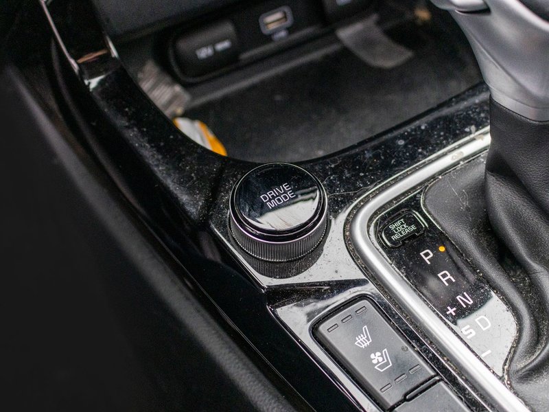 Kia Seltos SX TURBO AWD CUIR TOIT NAV 2022 1 PRORPIO PAS DE RECLAMATION AU CARFAX