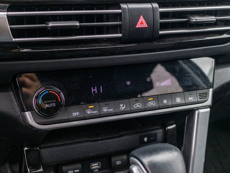 Kia Seltos SX TURBO AWD CUIR TOIT NAV 2022 1 PRORPIO PAS DE RECLAMATION AU CARFAX