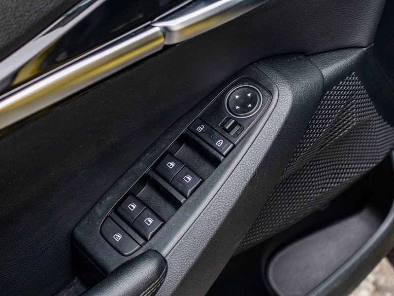 2022 Kia SELTOS EX AWD AUTO (PREM PAINT) EX AWD CUIR TOIT 1 OWNER