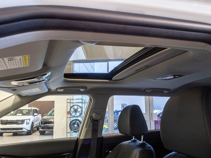Kia Seltos EX AWD BLANC CUIR TOIT BAS KILO 2022 1 PROPRIO PAS DE RECLAMATION AU CARFAX