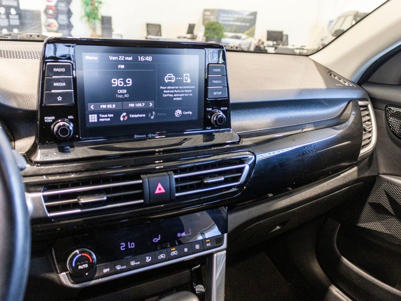 Kia Seltos EX AWD BLANC CUIR TOIT BAS KILO 2022 1 PROPRIO PAS DE RECLAMATION AU CARFAX